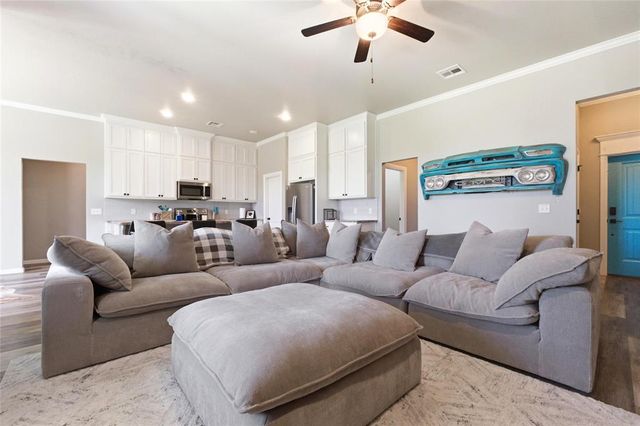 14951 Remington Drive, Newalla, OK 74857