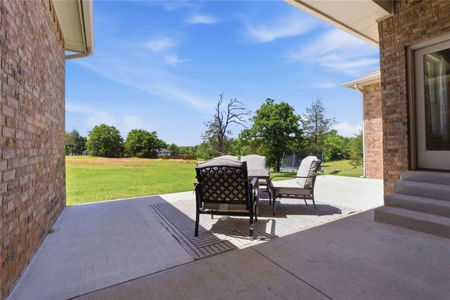14951 Remington Drive, Newalla, OK 74857