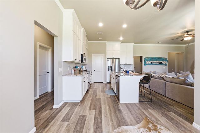 14951 Remington Drive, Newalla, OK 74857