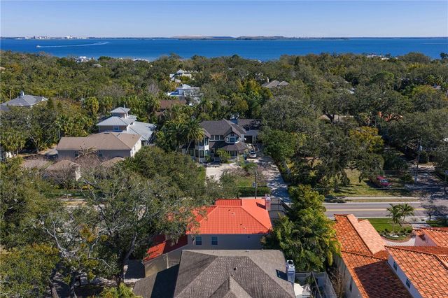 2701 W BAY AVENUE, Tampa, FL 33611