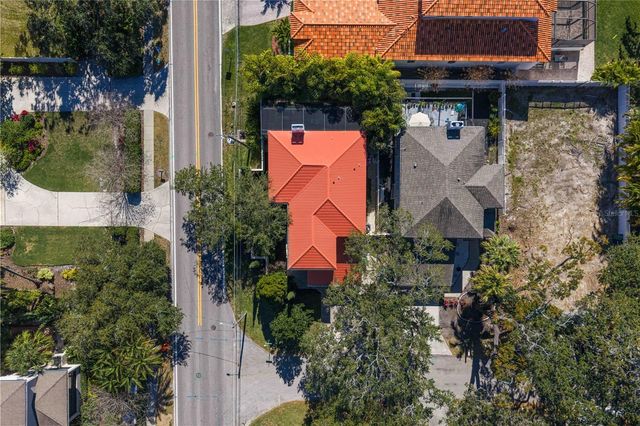 2701 W BAY AVENUE, Tampa, FL 33611