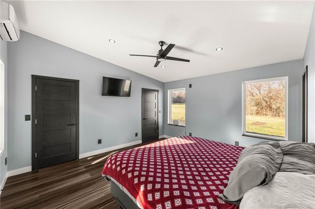 25915 E 267 Street, Harrisonville, MO 64701