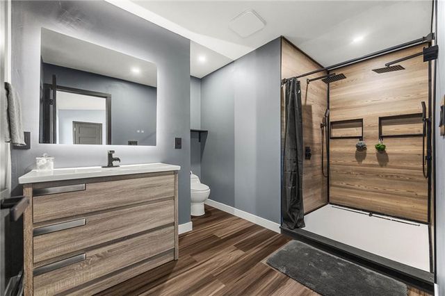 25915 E 267 Street, Harrisonville, MO 64701