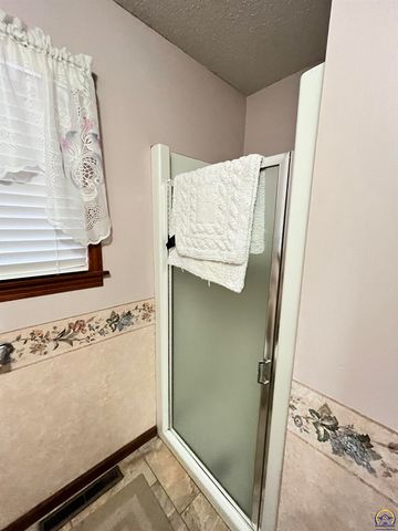 1227 Road J, Emporia, KS 66801