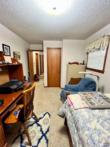 1227 Road J, Emporia, KS 66801