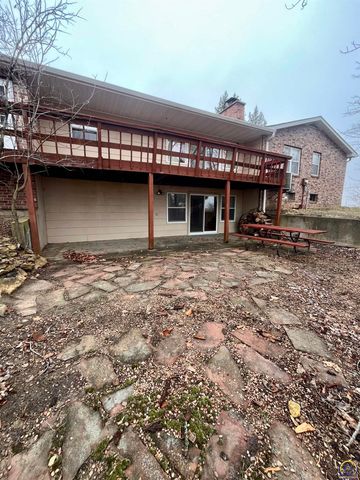 1227 Road J, Emporia, KS 66801