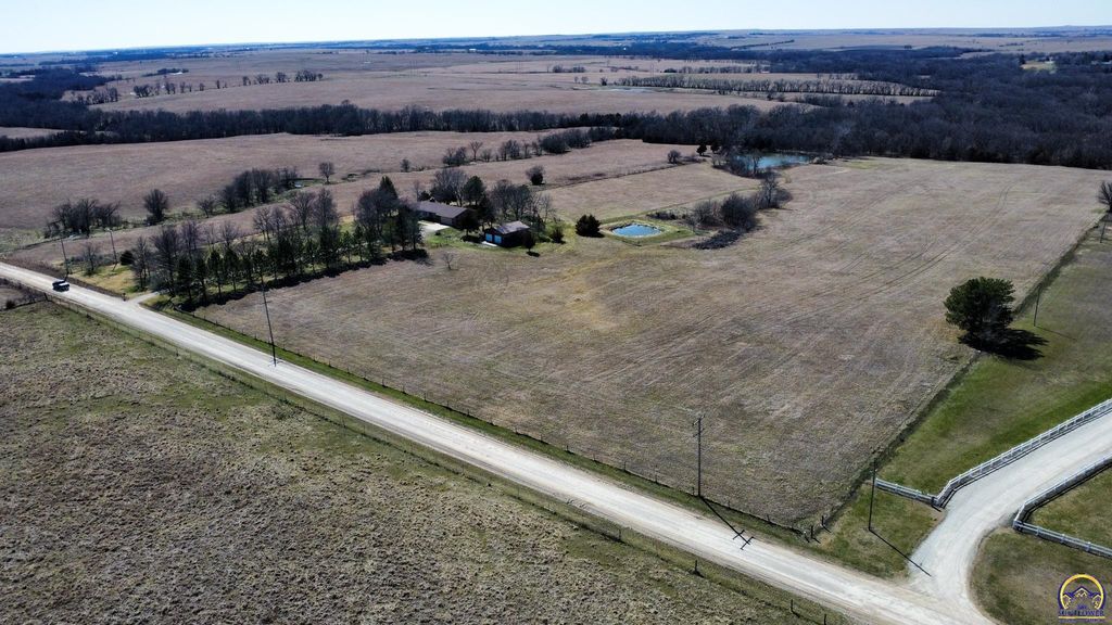 1227 Road J, Emporia, KS 66801