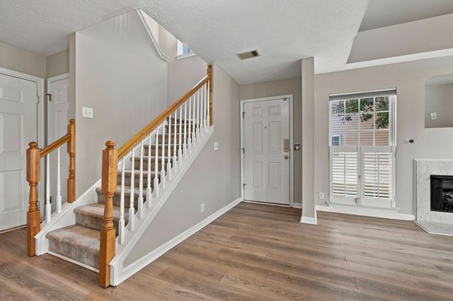 2216 Nashboro Blvd, Nashville, TN 37217