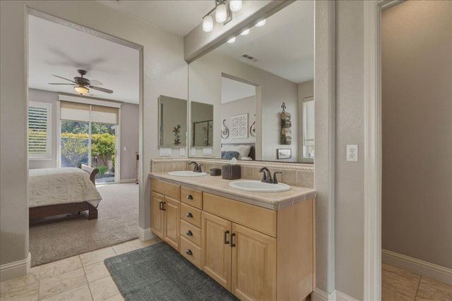 820 Kentfield Ct, Shingle Springs, CA 95682