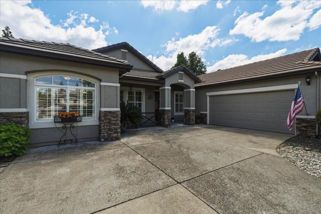 820 Kentfield Ct, Shingle Springs, CA 95682