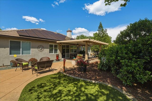 820 Kentfield Ct, Shingle Springs, CA 95682