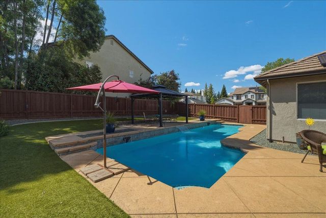 820 Kentfield Ct, Shingle Springs, CA 95682