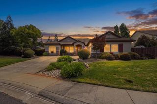 820 Kentfield Ct, Shingle Springs, CA 95682