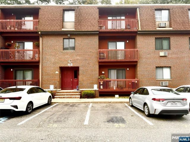 666 Mill Street C8, Belleville, NJ 07109
