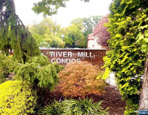 666 Mill Street C8, Belleville, NJ 07109