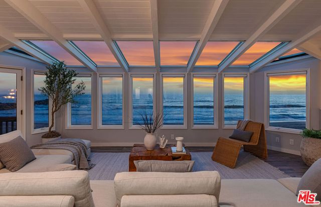 1448 Nathan Lane, Ventura, CA 93001