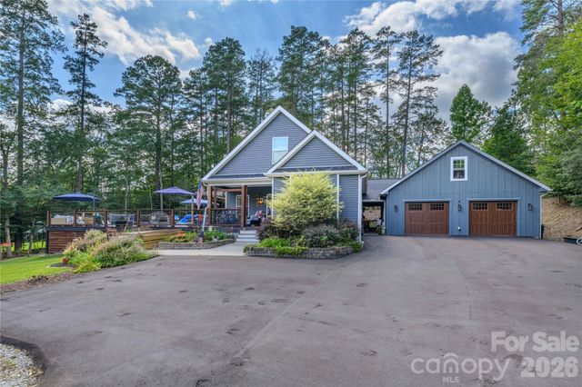 212 W Sunset Ridge Drive, Etowah, NC 28729
