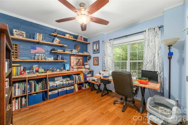 212 W Sunset Ridge Drive, Etowah, NC 28729