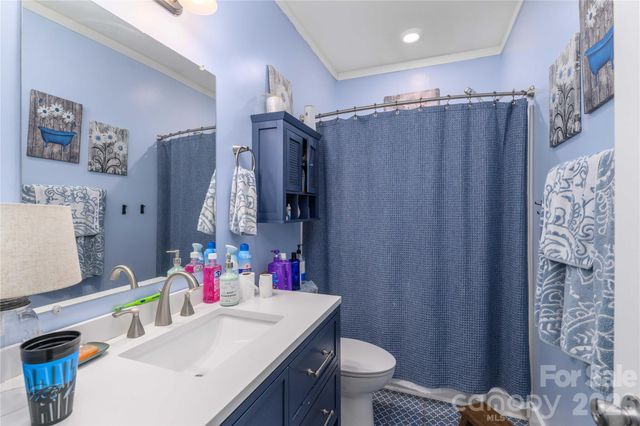 212 W Sunset Ridge Drive, Etowah, NC 28729