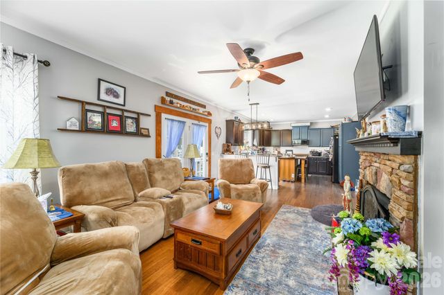 212 W Sunset Ridge Drive, Etowah, NC 28729