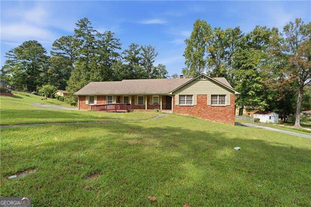 3525 Heritage Valley Road SW, Atlanta, GA 30331 — exterior