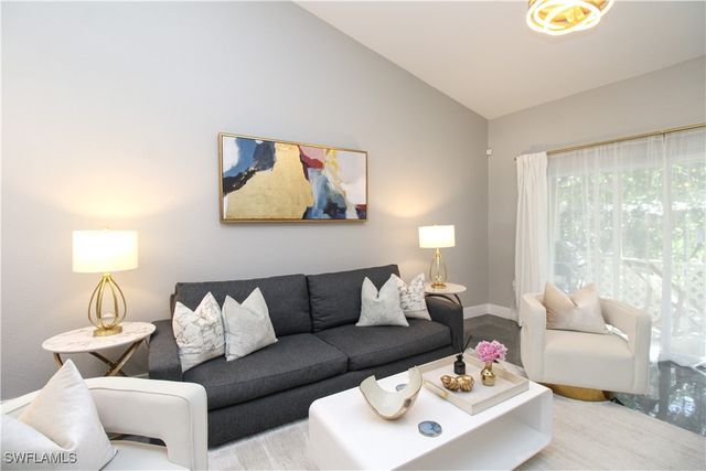 3540 Avion Woods CT 402, Naples, FL 34104