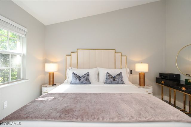 3540 Avion Woods CT 402, Naples, FL 34104