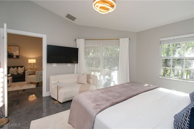 3540 Avion Woods CT 402, Naples, FL 34104