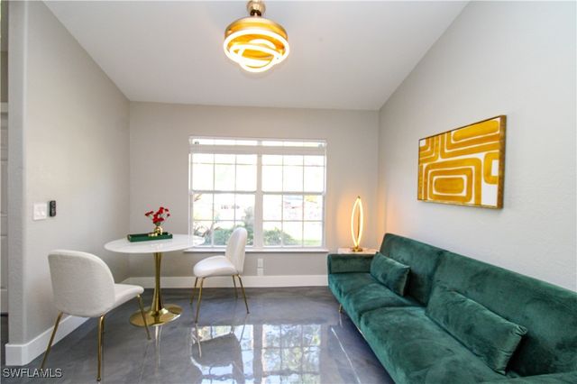 3540 Avion Woods CT 402, Naples, FL 34104