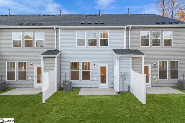 413 W Parima Court, Spartanburg, SC 29301