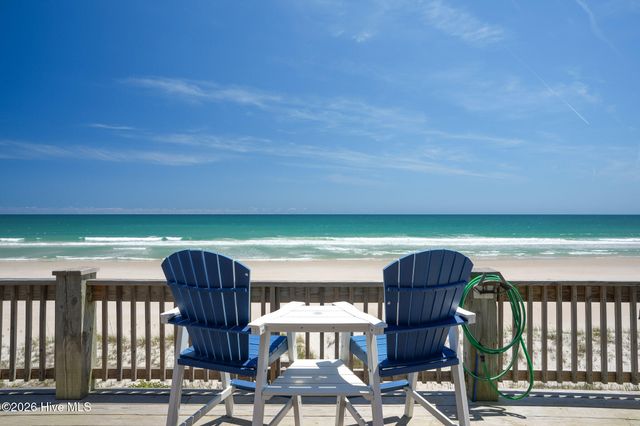 516 Ocean Drive, N Topsail Beach, NC 28460