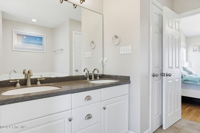 516 Ocean Drive, N Topsail Beach, NC 28460