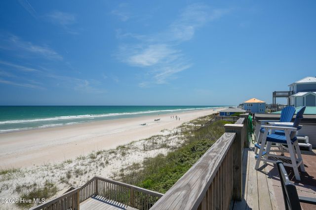 516 Ocean Drive, N Topsail Beach, NC 28460