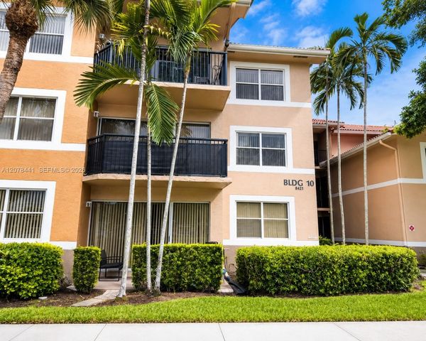 8821 Wiles Road 304, Coral Springs, FL 33067