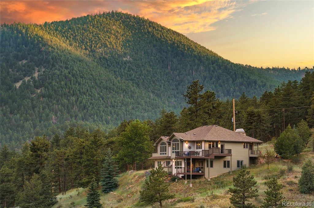 16 Camino Bosque, Boulder, CO 80302