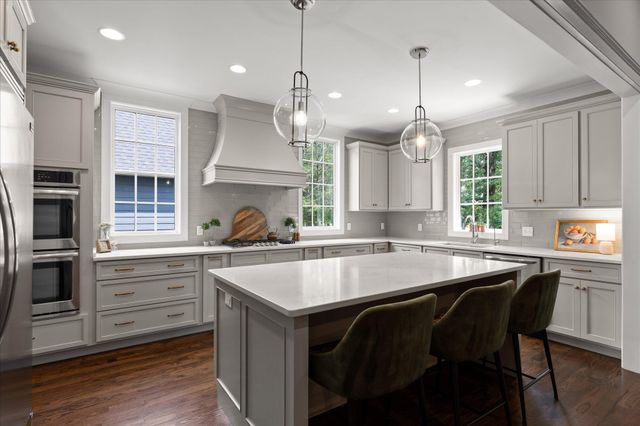 9288 White Ash Drive, Ooltewah, TN 37363