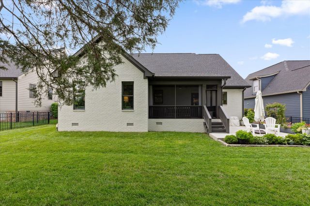 9288 White Ash Drive, Ooltewah, TN 37363