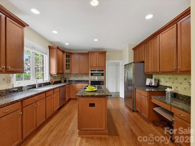 11958 Chevis Court, Charlotte, NC 28277