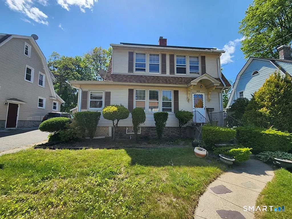 103 Robert Street, Waterbury, CT 06710
