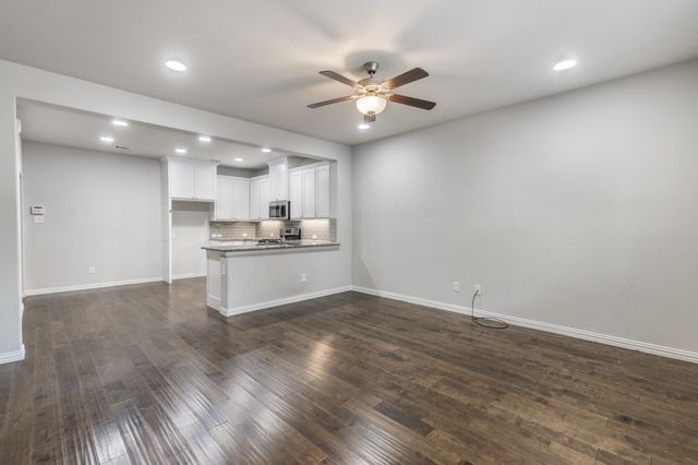 4018 Cascade Sky Drive, Arlington, TX 76005