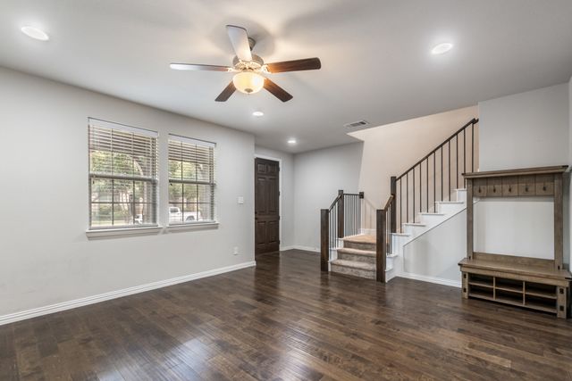 4018 Cascade Sky Drive, Arlington, TX 76005