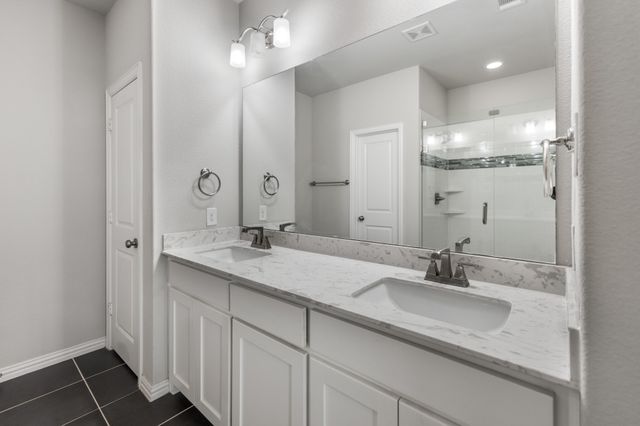 4018 Cascade Sky Drive, Arlington, TX 76005