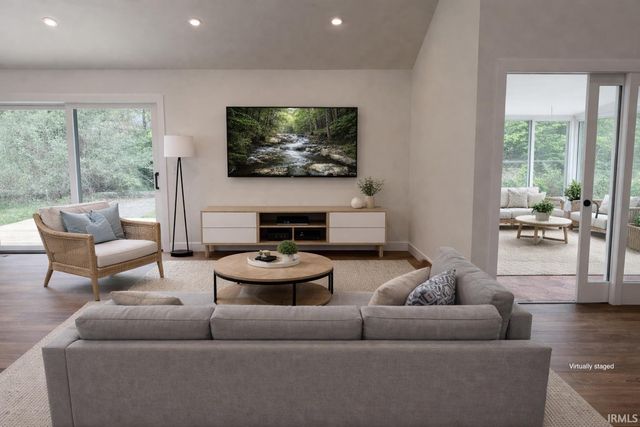 4620 S Woodbine Drive, Bloomington, IN 47403