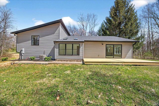 4620 S Woodbine Drive, Bloomington, IN 47403