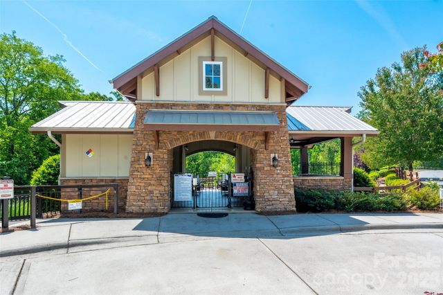 1212 Inn Keepers Way, Cornelius, NC 28031