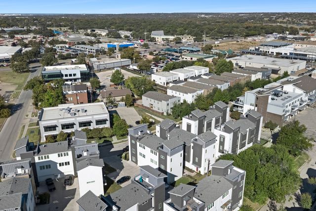 241 Wimberly Street, Fort Worth, TX 76107