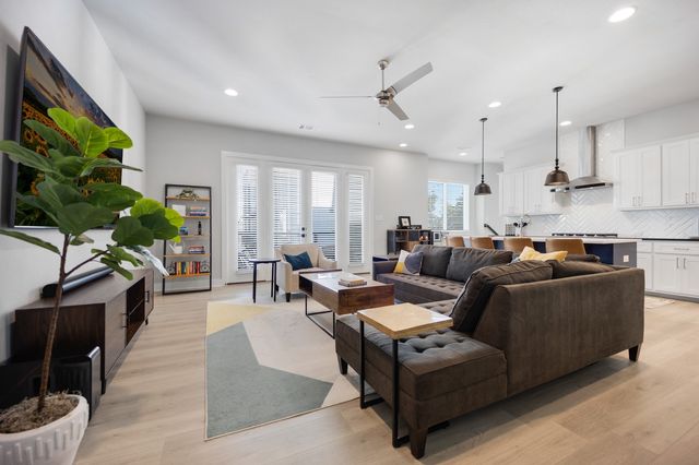 241 Wimberly Street, Fort Worth, TX 76107