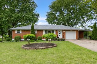 8205 Westlawn Drive, Franklin, OH 45005