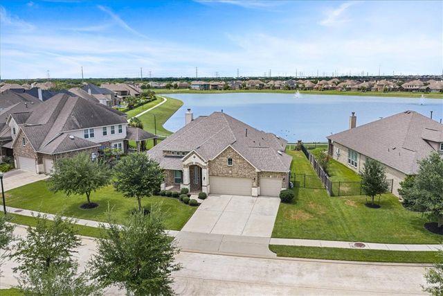 31814 Dunham Lake Drive, Hockley, TX 77447