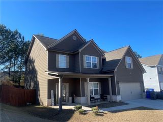 461 Lake Ridge Lane, Fairburn, GA 30213